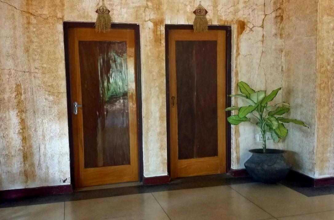 Saubagya Inn Anuradhapura Exterior photo