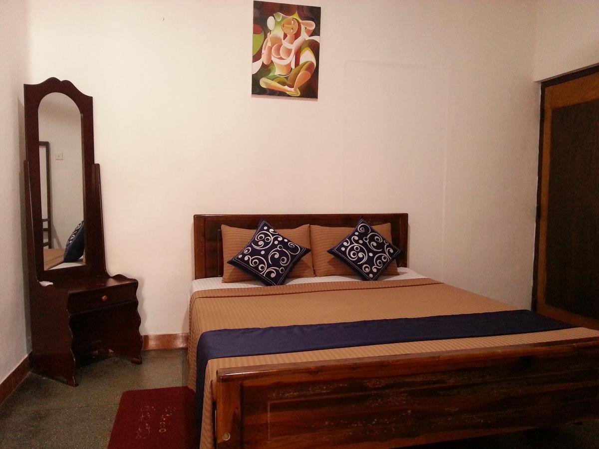 Saubagya Inn Anuradhapura Exterior photo
