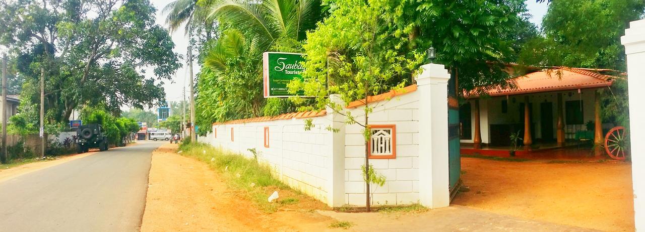 Saubagya Inn Anuradhapura Exterior photo